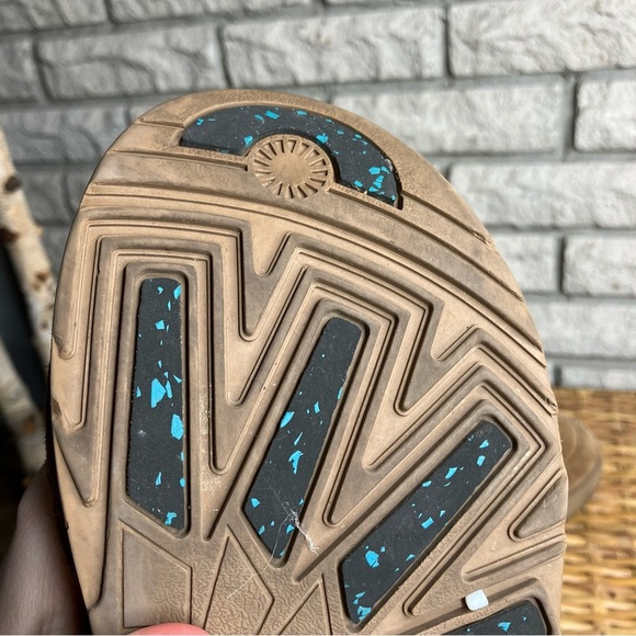 Tall Ugg Boots Chestnut - Picture 10 of 12